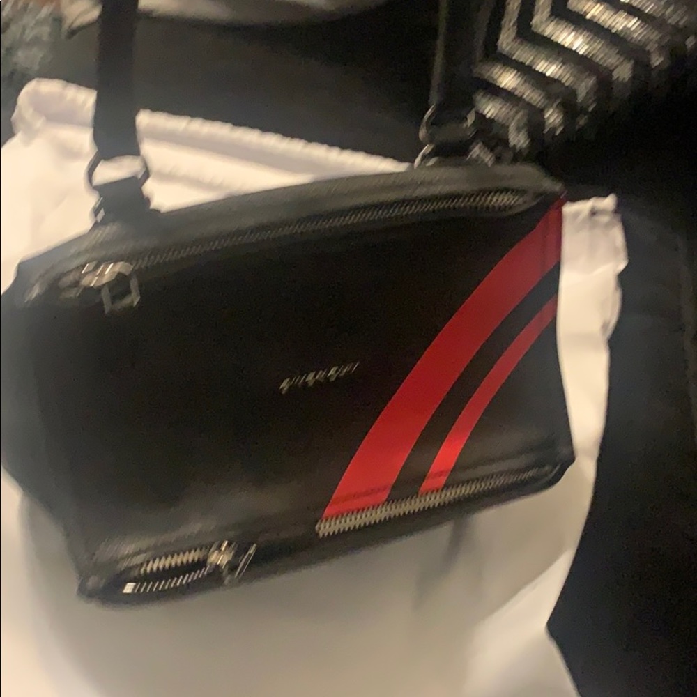 Givenchy bag - Picture 6 of 8